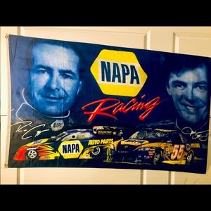 NASCAR / NHRA 🏁 NAPA Flag
